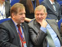 Представителям принимающей стороны приходится напряженно думать, Представителям принимающей стороны приходится напряженно думать,